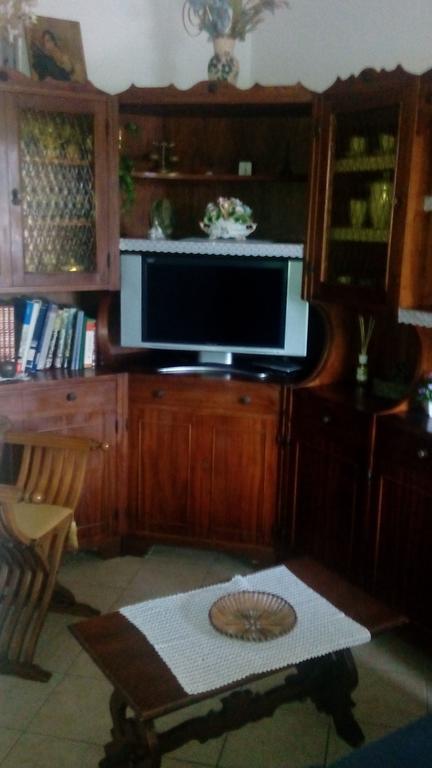 Sole E Mare Appartement San Vincenzo Buitenkant foto